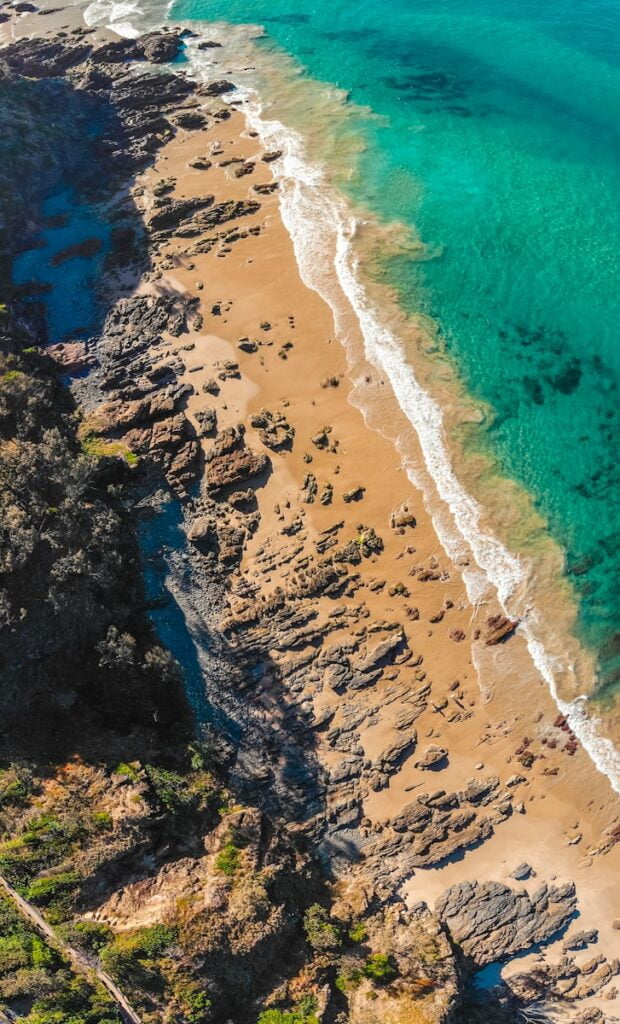 aerial view of beach منظر جوي للشاطئ
