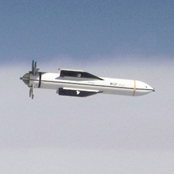 USAF MOP test release crop1 صور ومعلومات قنبلة جي بي يو 57 GBU-57A/B